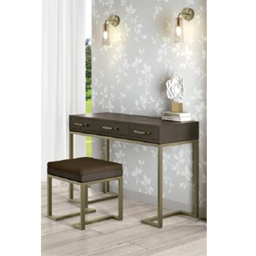 Туалетный столик 